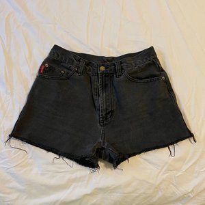VINTAGE BLACK JEAN SHORTS